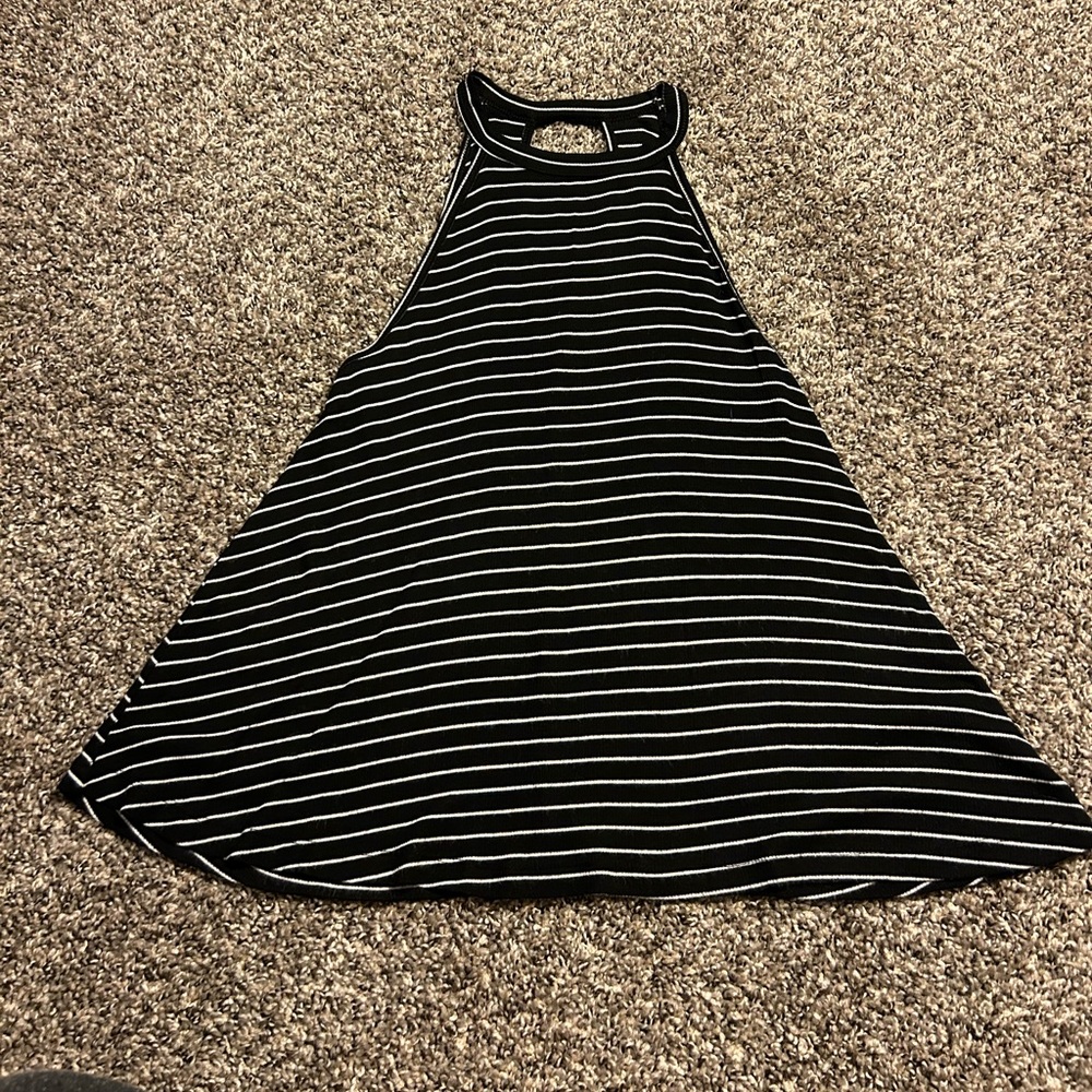 💙SO Tank Top SIZE: Small